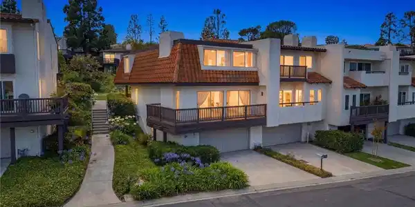 12 Cypress Way