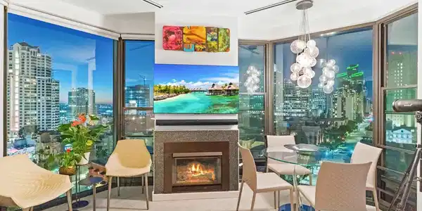 500 W Harbor Drive