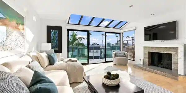 28 Sea Colony Drive