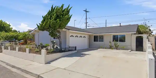 2005 San Jose Street
