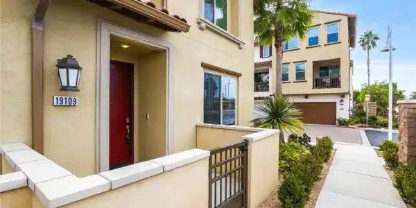 19109 Azul Lane