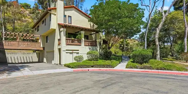 5980 Mission Center RD