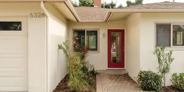 6326 W 85th Place