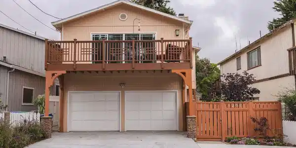 1207 David Avenue
