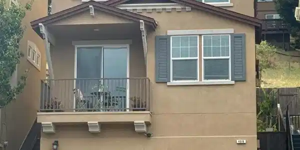 408 Colina Way