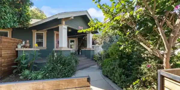 2093 Pasadena