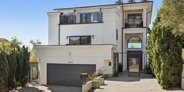 680 Hiller Dr