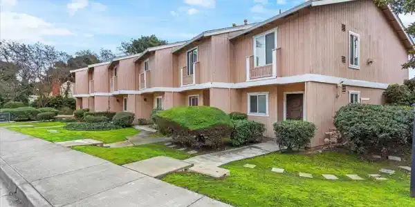 31131 Alvarado Niles Rd