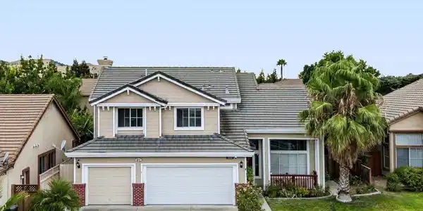2404 Greentree Ct