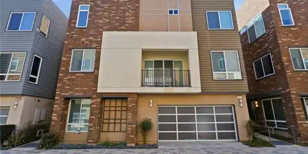 809 Brickyard Lane