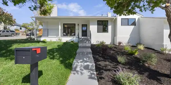 758 Sequoia Avenue