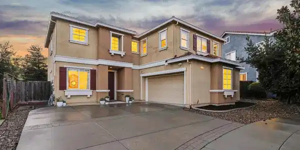 2149 Saddlebred Dr.