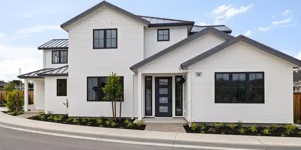 568 Creekside Court
