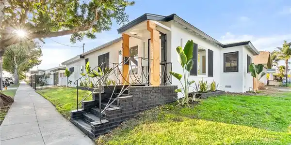 503 W Denni Street