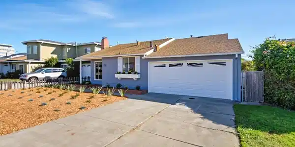 752 Cherry Avenue