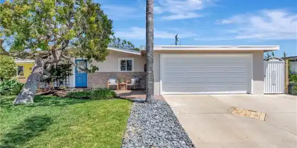 2136 Parsons