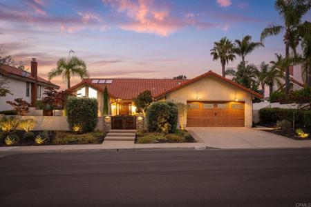 1108 Via Mil Cumbres