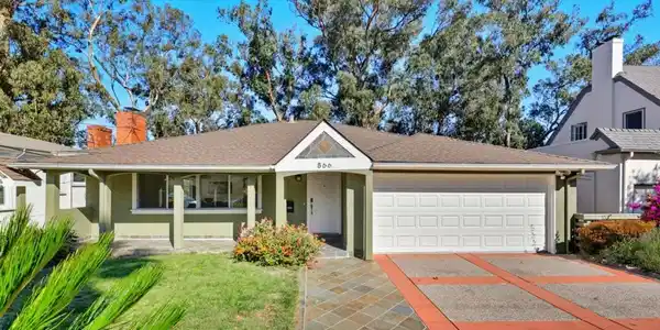 866 Alma Place