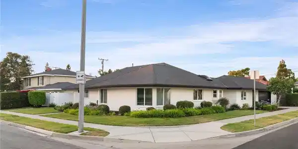 2904 Club House Road