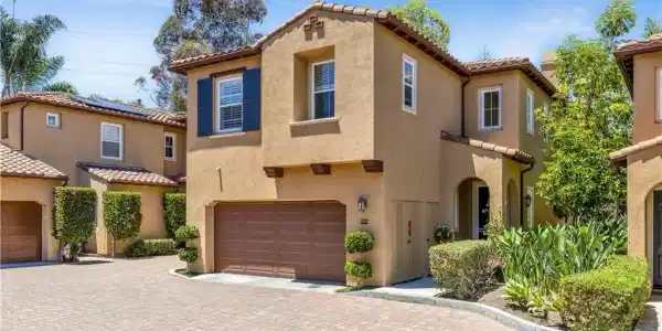 122 Paseo Vista