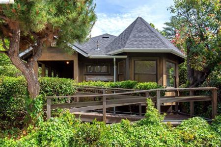 42 Linda Ave