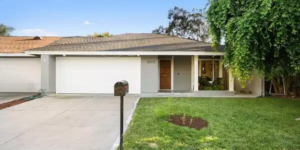 26372 Laurelwood Lane