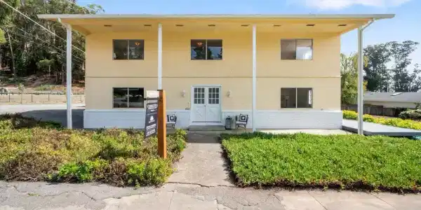 422 Santa Maria Avenue