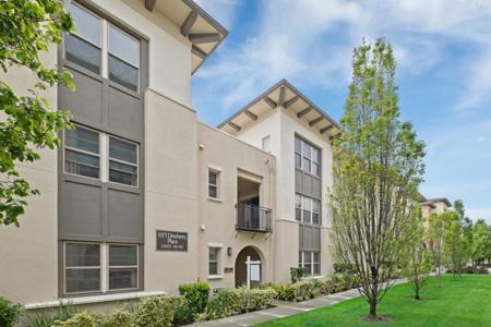1071 Dewberry Place