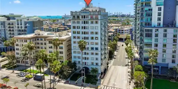 360 W Ocean Boulevard