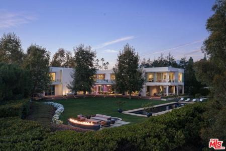 652 Chautauqua Boulevard