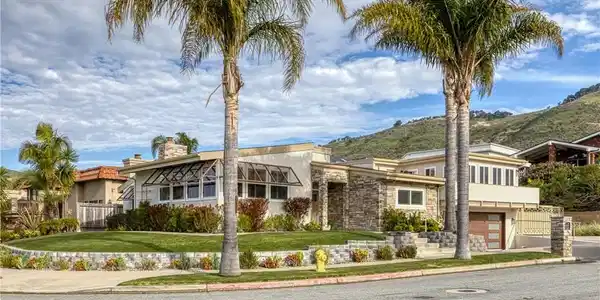 118 Hermosa Dr