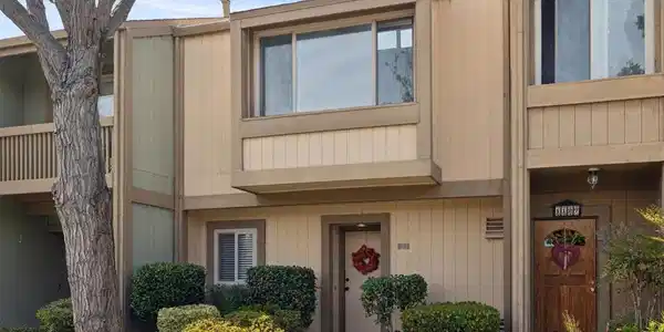1129 Island Drive