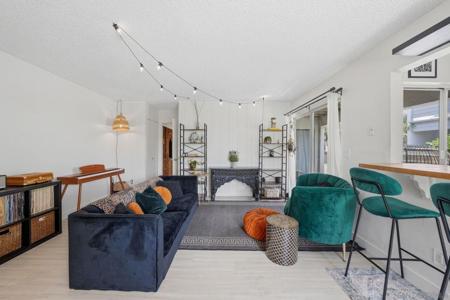3246 Ashford St.