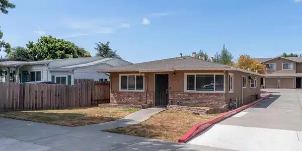 21743 Princeton St.