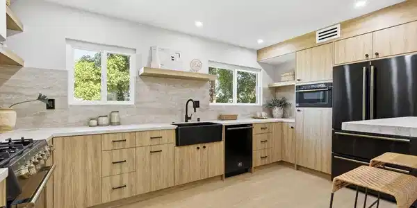 4738 La Villa Marina
