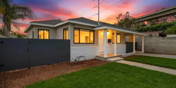5016 W 116 W