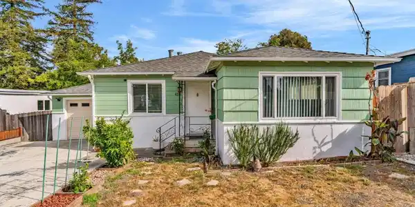 4778 Hilltop Drive