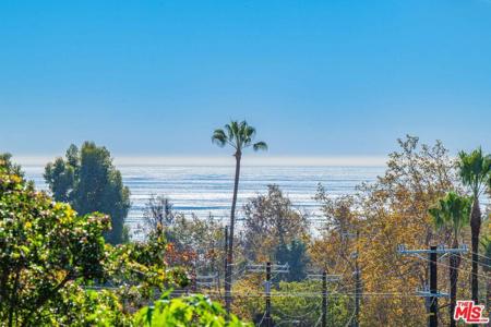 1039 Las Pulgas Road