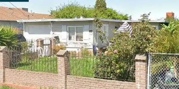 1453 Lettia Road