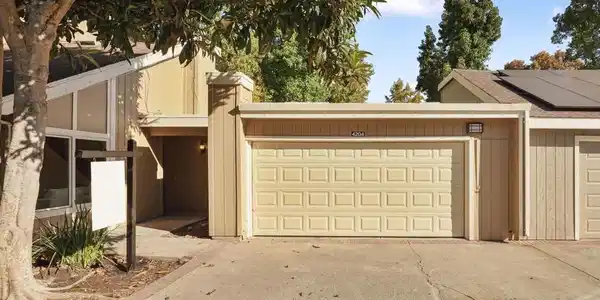 4204 Dubhe Court