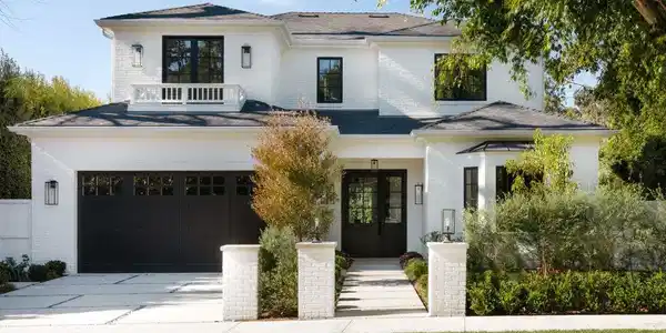 427 N Bundy Drive