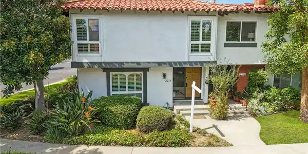 2214 Vista Hogar
