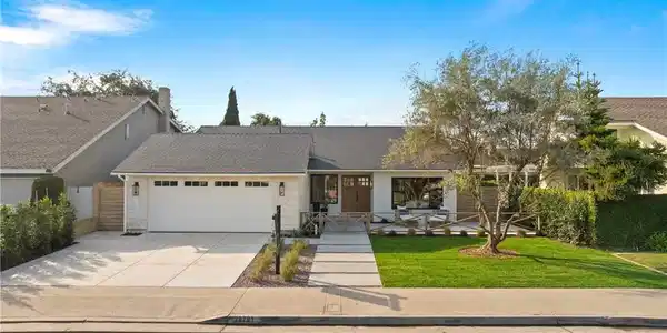 20791 Hunter Lane