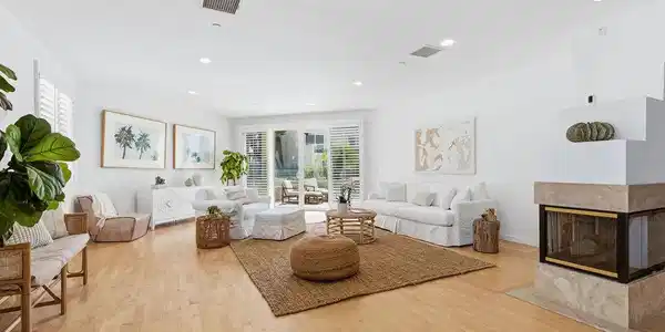 7301 Vista Del Mar