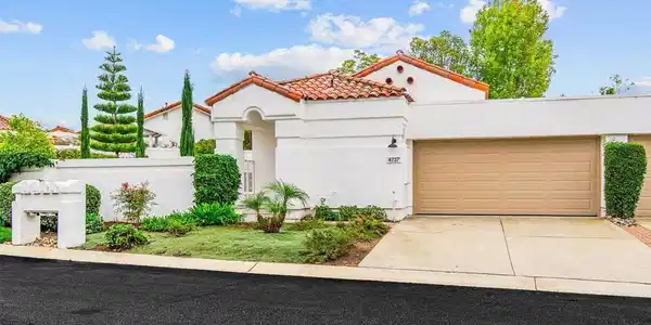 4737 Galicia Way