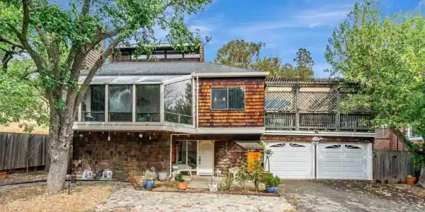 166 Canyon Lake Dr