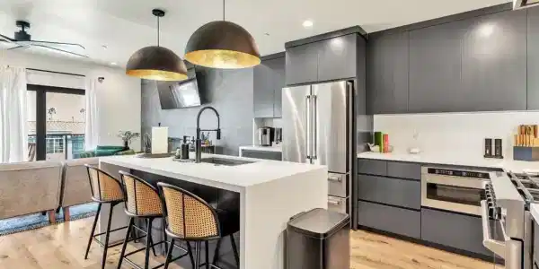 806 N Cleveland St Unit 2