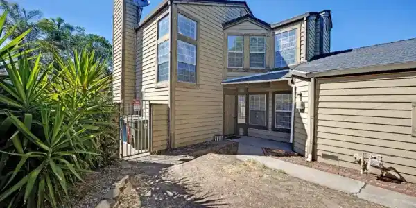 3510 Straitwood Court