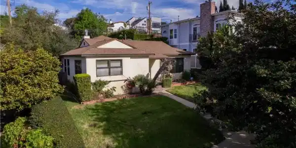 13119 Rose Ave