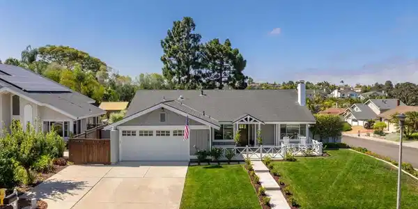 2929 Gaviota Circle